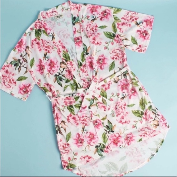 Show me your Mumu robe - Picture 3 of 7